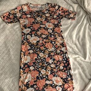 Lularoe “the floral” Julia - size XL